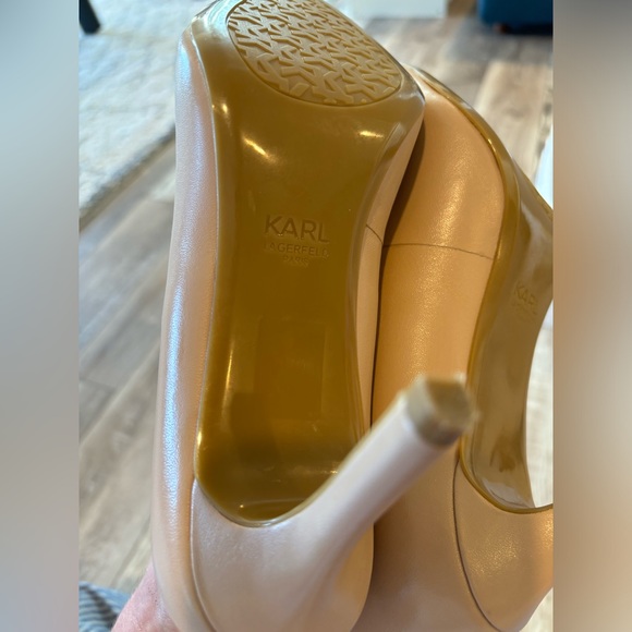 Women's Royale High-Heel Pump in Nude - Picture 7 of 13